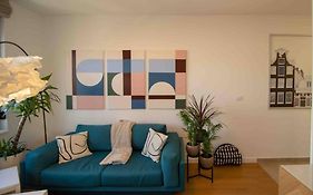 Gardos Bauhaus Apartment