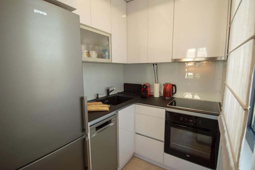 Gardos Bauhaus Apartment Белград Екстериор снимка