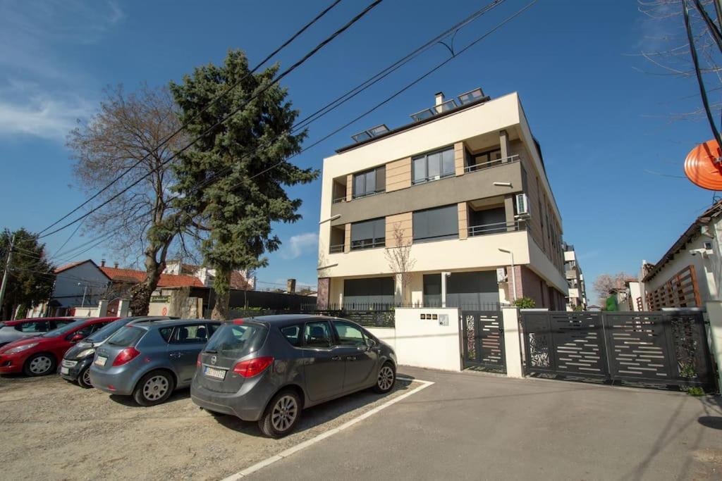 Gardos Bauhaus Apartment Белград Екстериор снимка