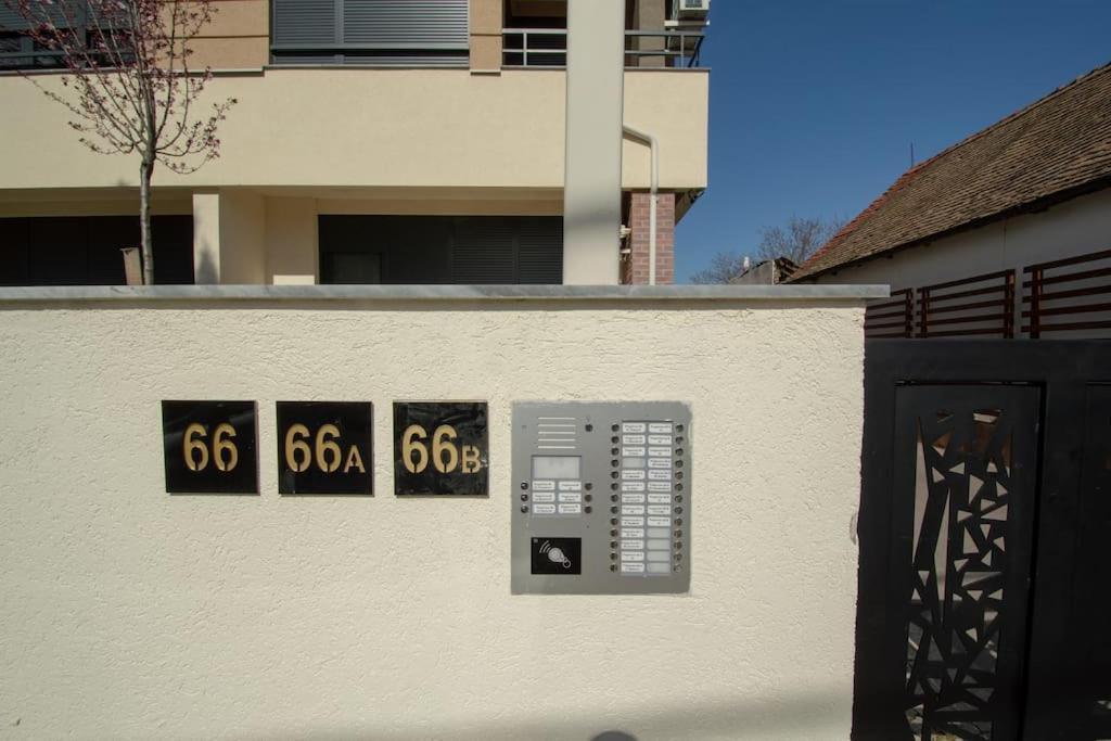 Gardos Bauhaus Apartment Белград Екстериор снимка